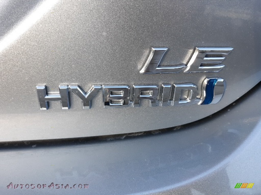 2020 Camry Hybrid LE - Celestial Silver Metallic / Ash photo #39