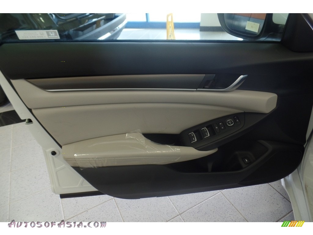 2020 Accord LX Sedan - Platinum White Pearl / Ivory photo #9