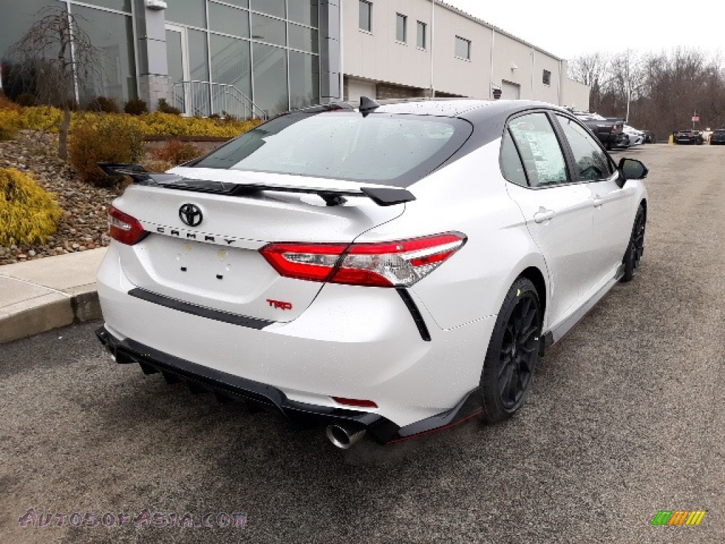 2020 Camry TRD - Wind Chill Pearl / Black/Red photo #50