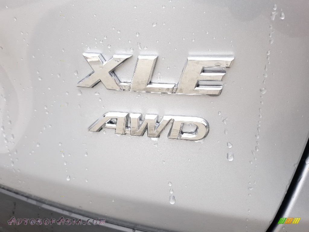 2020 RAV4 XLE AWD - Silver Sky Metallic / Light Gray photo #52