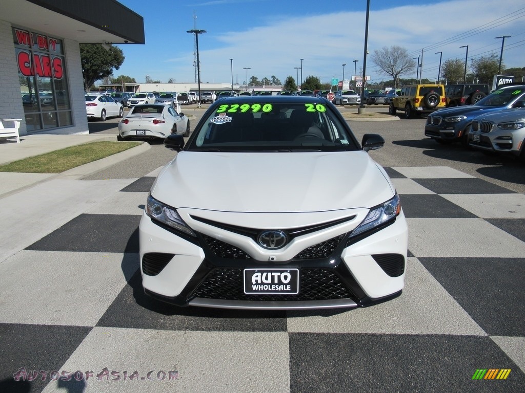 2020 Camry XSE - Wind Chill Pearl / Black photo #2