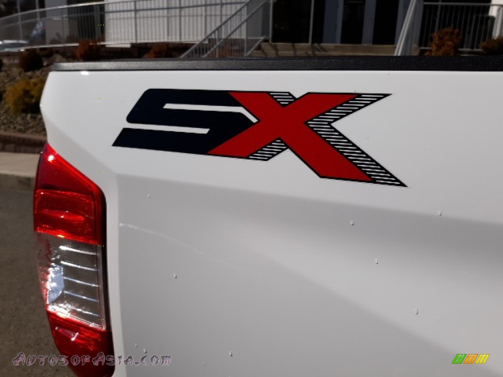 2020 Tundra SX Double Cab 4x4 - Super White / Graphite photo #52
