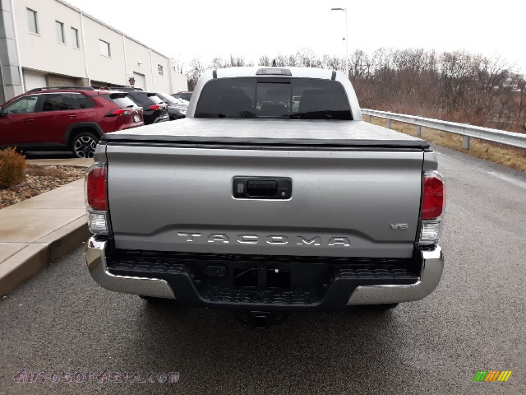 2020 Tacoma TRD Off Road Double Cab 4x4 - Silver Sky Metallic / TRD Cement/Black photo #50