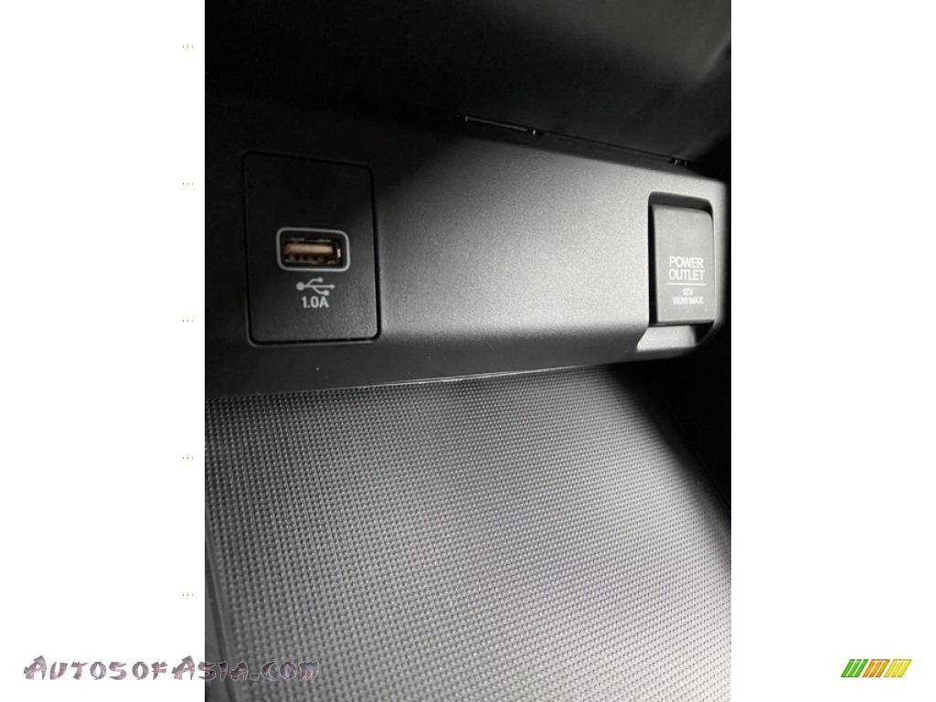 2020 HR-V LX AWD - Platinum White Pearl / Gray photo #30