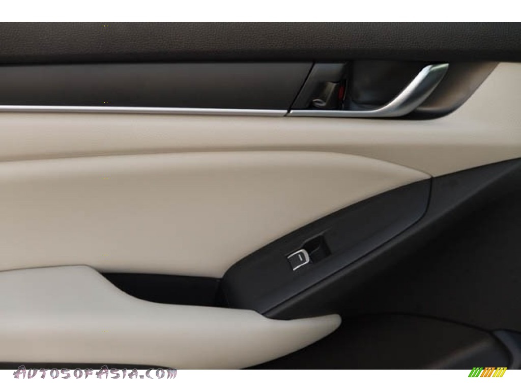 2020 Accord LX Sedan - Platinum White Pearl / Ivory photo #20