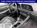 Hyundai Sonata SE Quartz White photo #18