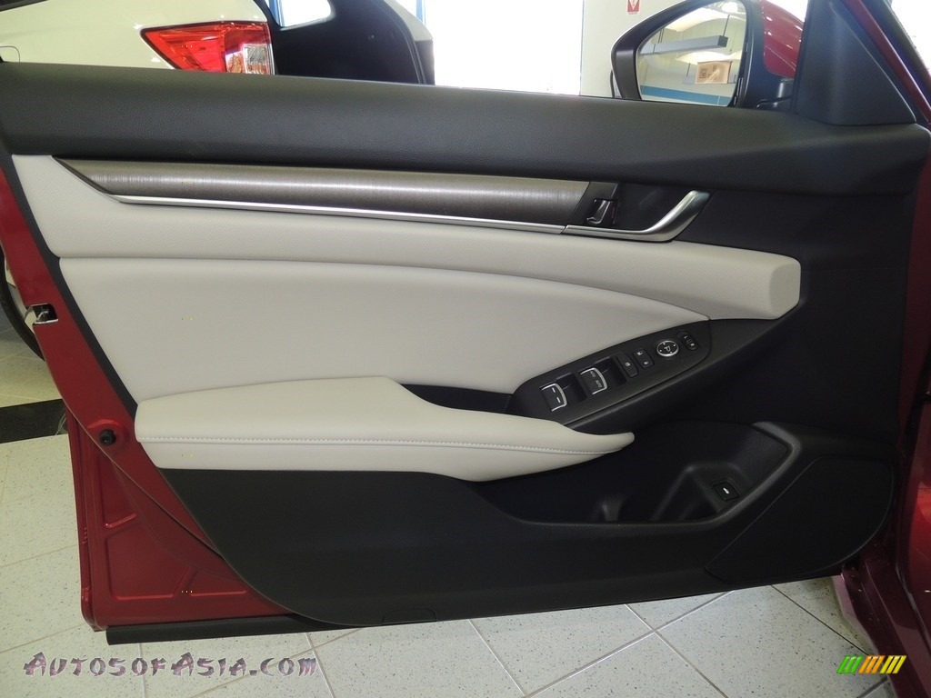 2020 Accord LX Sedan - Radiant Red Metallic / Ivory photo #9