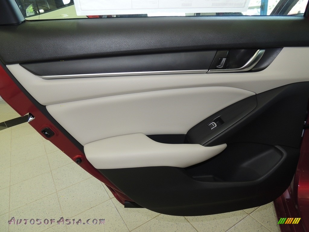 2020 Accord LX Sedan - Radiant Red Metallic / Ivory photo #10