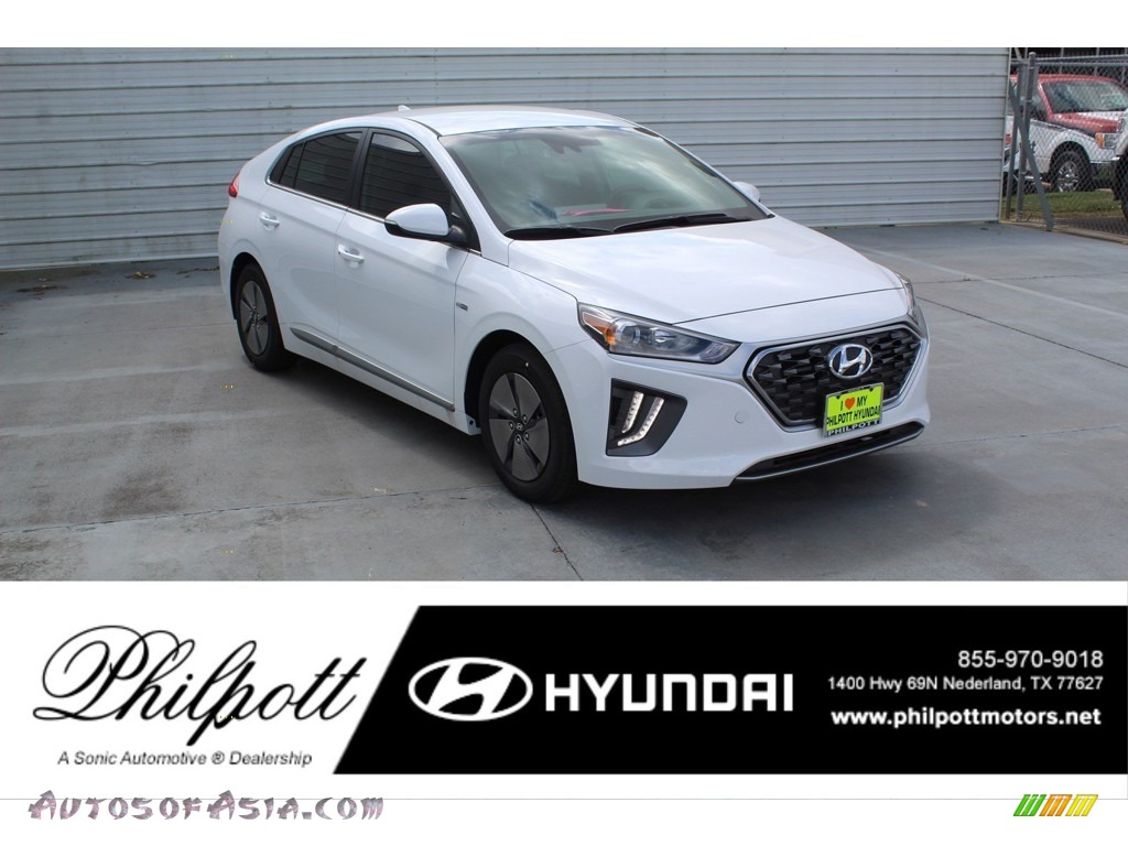 Ceramic White / Black Hyundai Ioniq Hybrid SE