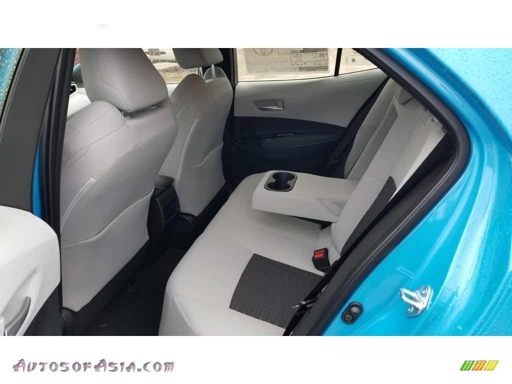 2020 Corolla Hatchback SE - Blue Flame / Moonstone photo #3
