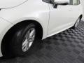 Toyota Corolla Hatchback SE Blizzard White Pearl photo #9