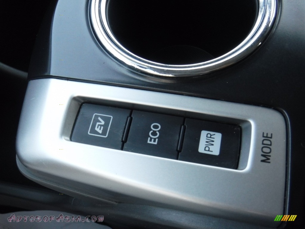 2014 Prius v Five - Magnetic Gray Metallic / Dark Gray photo #14