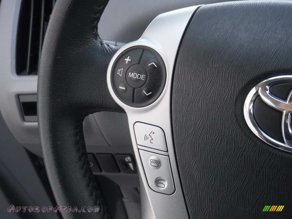 2014 Prius v Five - Magnetic Gray Metallic / Dark Gray photo #18