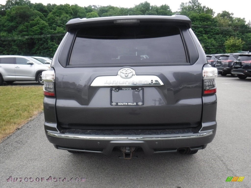 2016 4Runner Limited 4x4 - Magnetic Gray Metallic / Limited Redwood photo #17