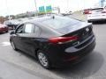 Hyundai Elantra SE Black photo #7