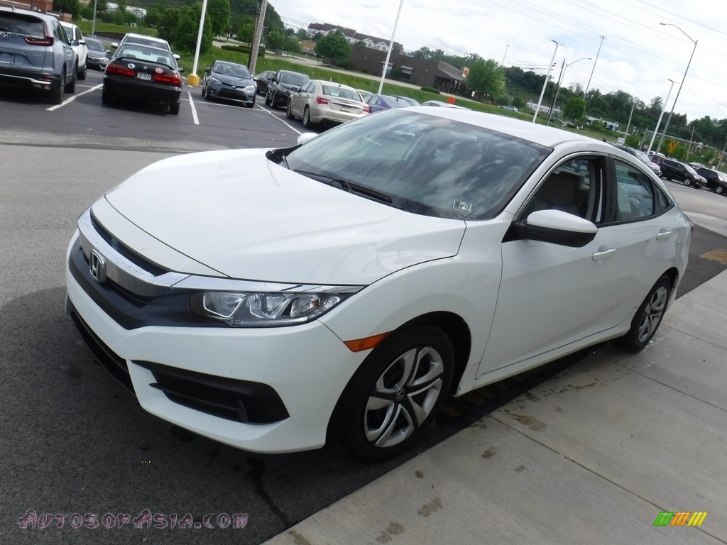 2017 Civic LX Sedan - Taffeta White / Gray photo #5