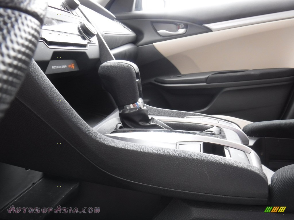 2017 Civic LX Sedan - Taffeta White / Gray photo #14