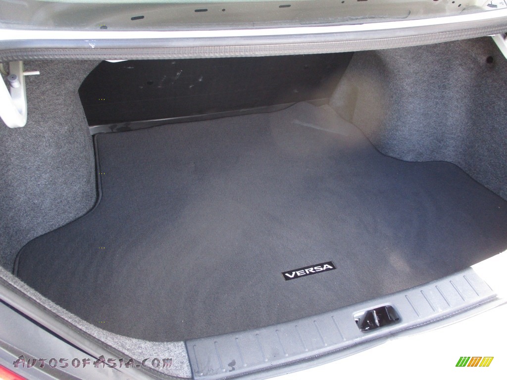 2015 Versa 1.6 S Sedan - Fresh Powder / Charcoal photo #22
