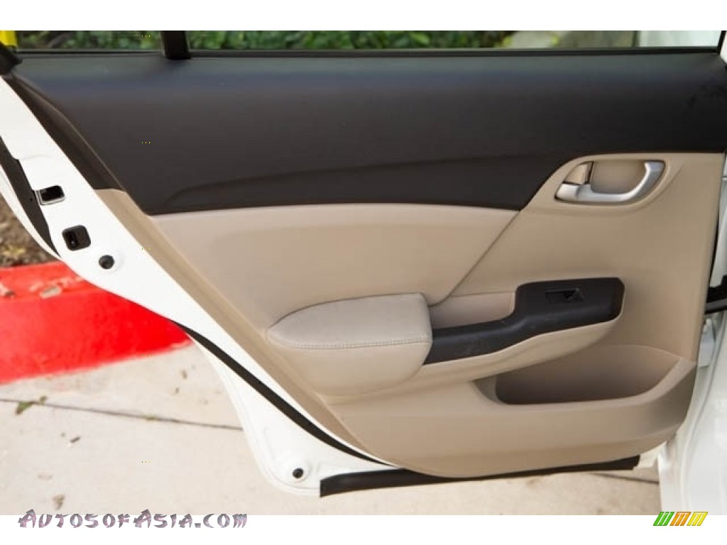 2014 Civic LX Sedan - Taffeta White / Beige photo #28