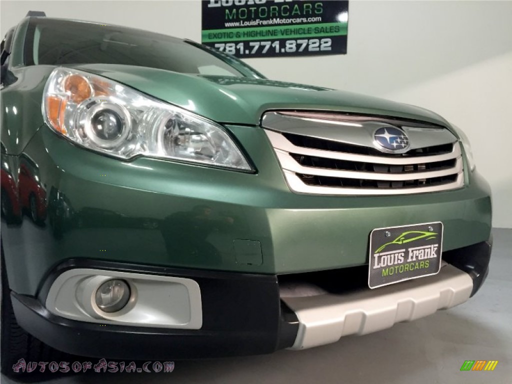 2010 Outback 2.5i Limited Wagon - Cypress Green Pearl / Warm Ivory photo #28