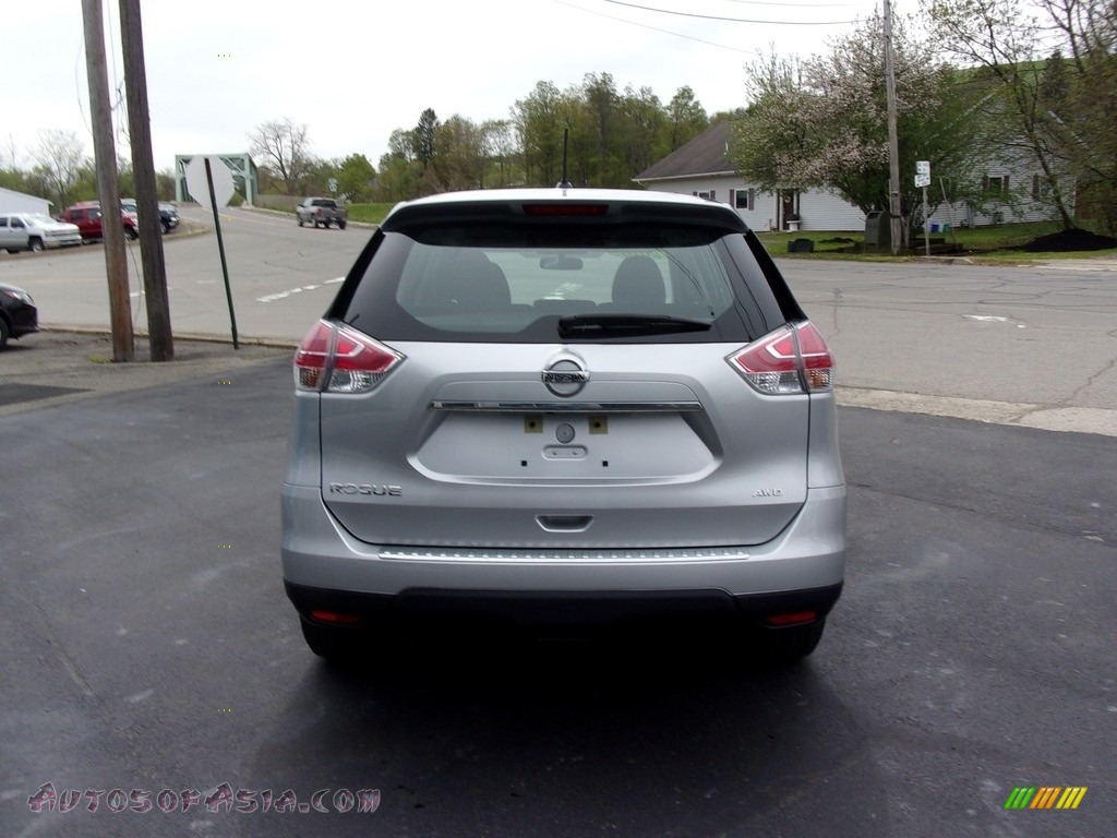 2016 Rogue S AWD - Brilliant Silver / Charcoal photo #4