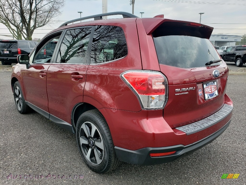 2017 Forester 2.5i Limited - Venetian Red Pearl / Gray photo #19