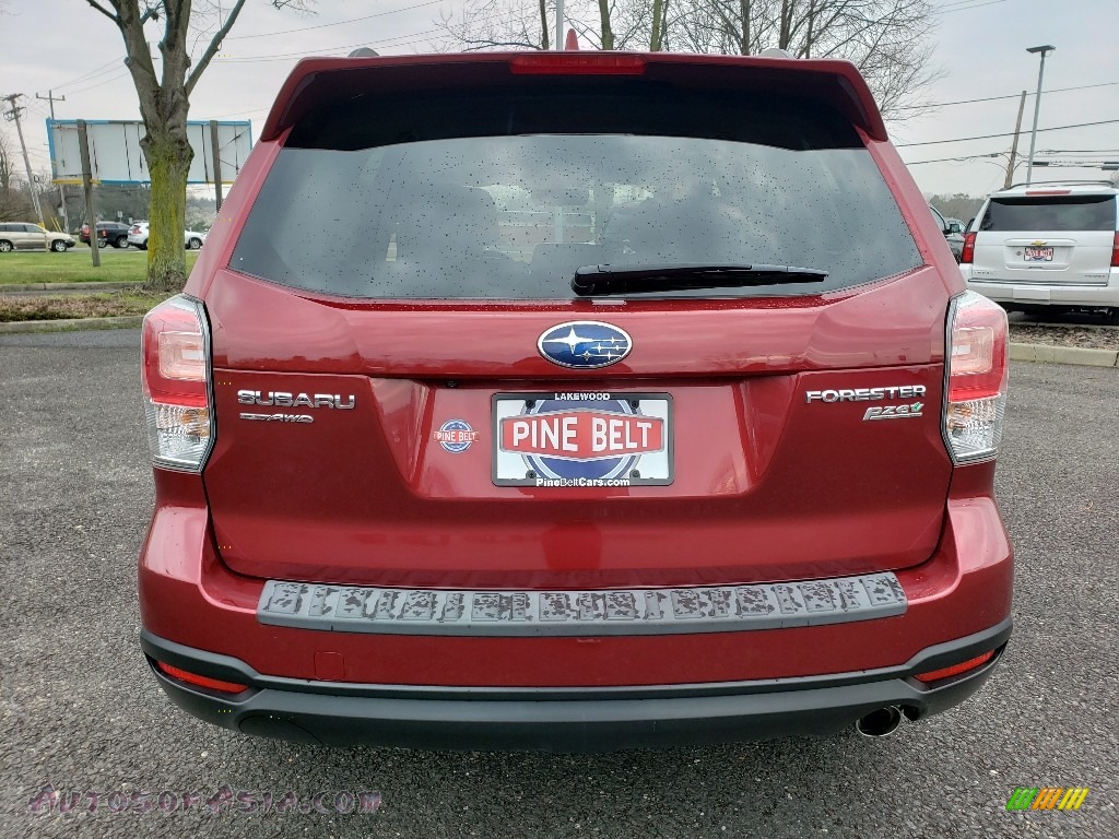 2017 Forester 2.5i Limited - Venetian Red Pearl / Gray photo #20