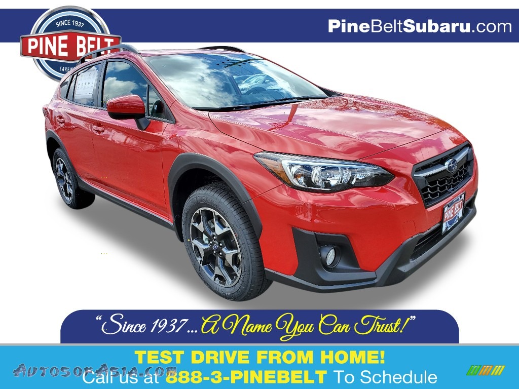 Pure Red / Black Subaru Crosstrek 2.0 Premium