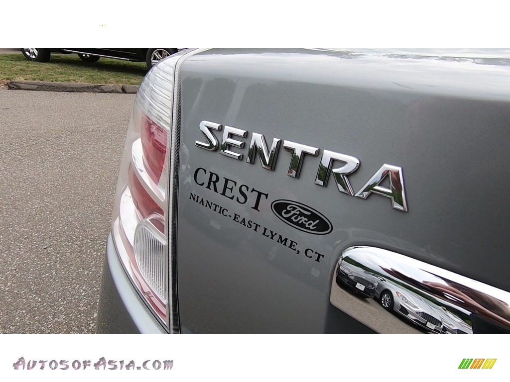 2010 Sentra 2.0 S - Magnetic Gray Metallic / Charcoal photo #9
