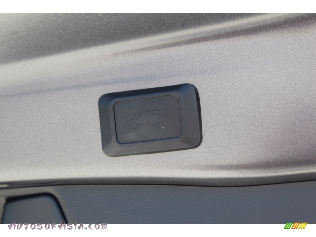 2020 RAV4 XSE AWD Hybrid - Magnetic Gray Metallic / Black photo #25