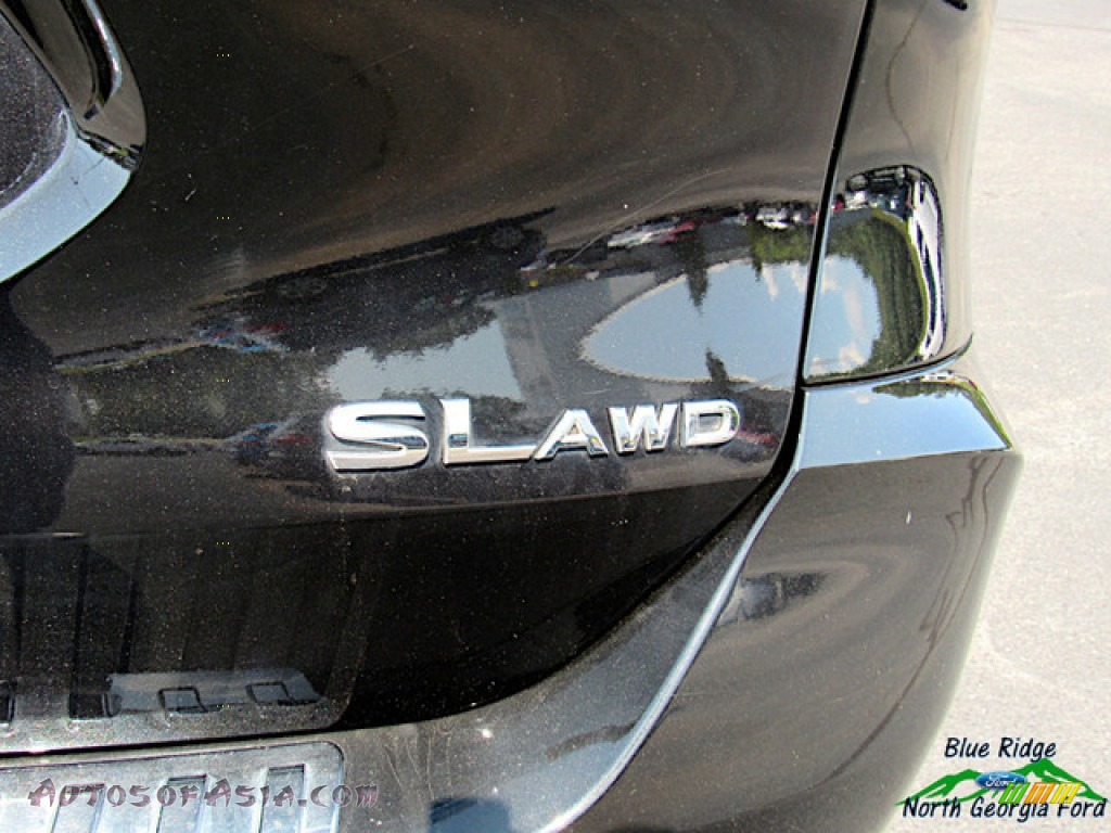 2017 Rogue SL AWD - Magnetic Black / Charcoal photo #27