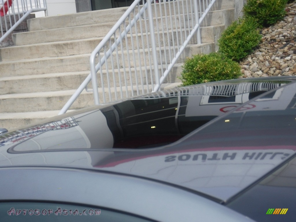 2011 G 37 x AWD Coupe - Liquid Platinum / Graphite photo #9