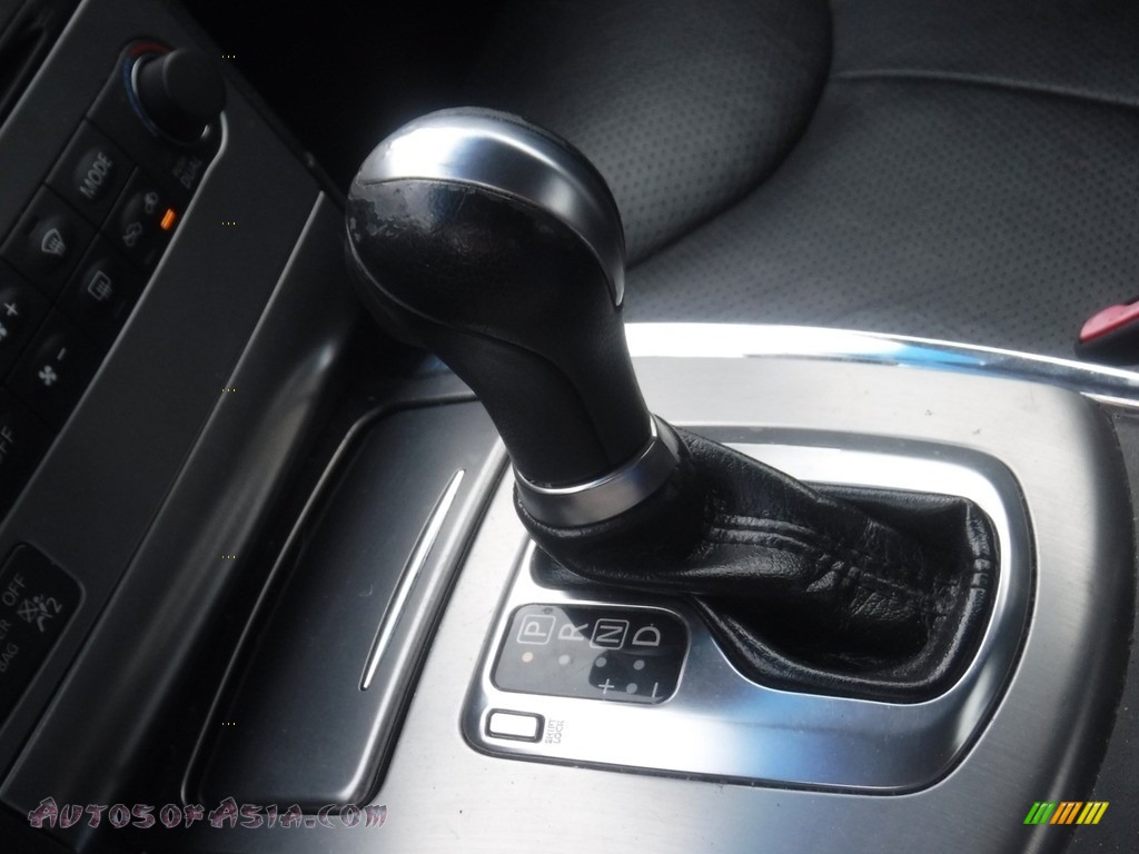 2011 G 37 x AWD Coupe - Liquid Platinum / Graphite photo #22