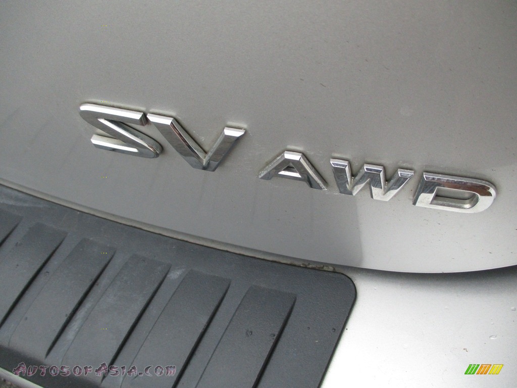 2012 Rogue SV AWD - Brilliant Silver / Black photo #6