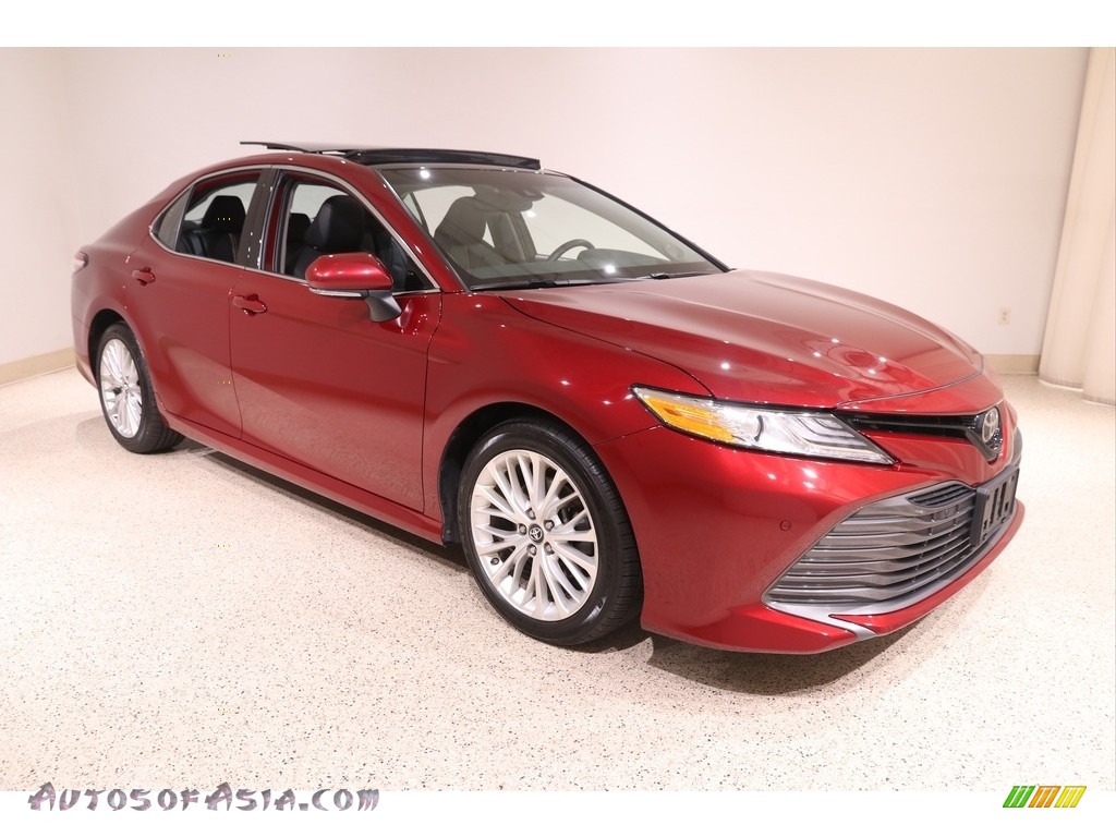 2018 Camry XLE V6 - Ruby Flare Pearl / Black photo #1