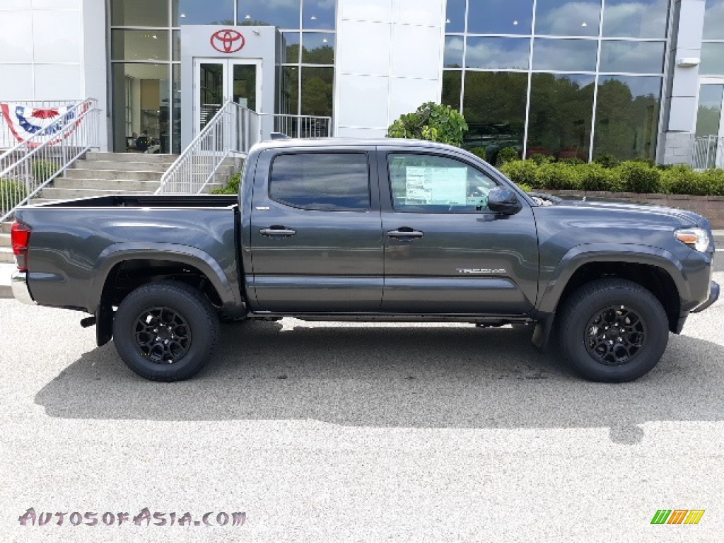 2020 Tacoma SR5 Double Cab 4x4 - Magnetic Gray Metallic / Cement photo #33