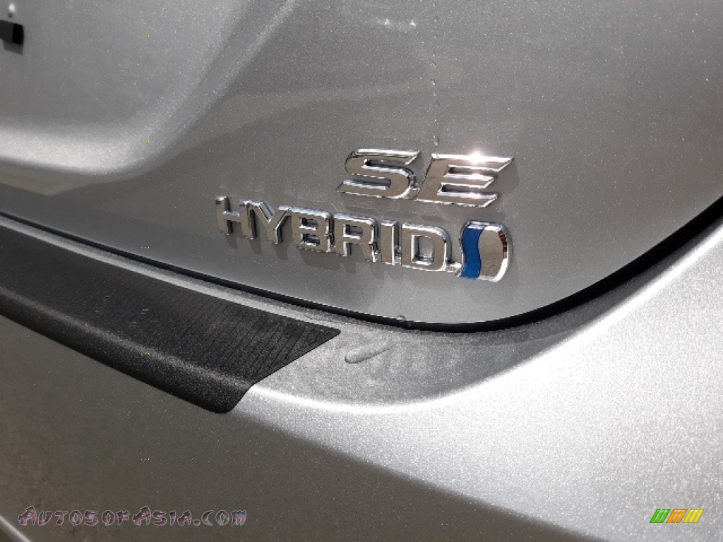 2020 Camry Hybrid SE - Celestial Silver Metallic / Black photo #33