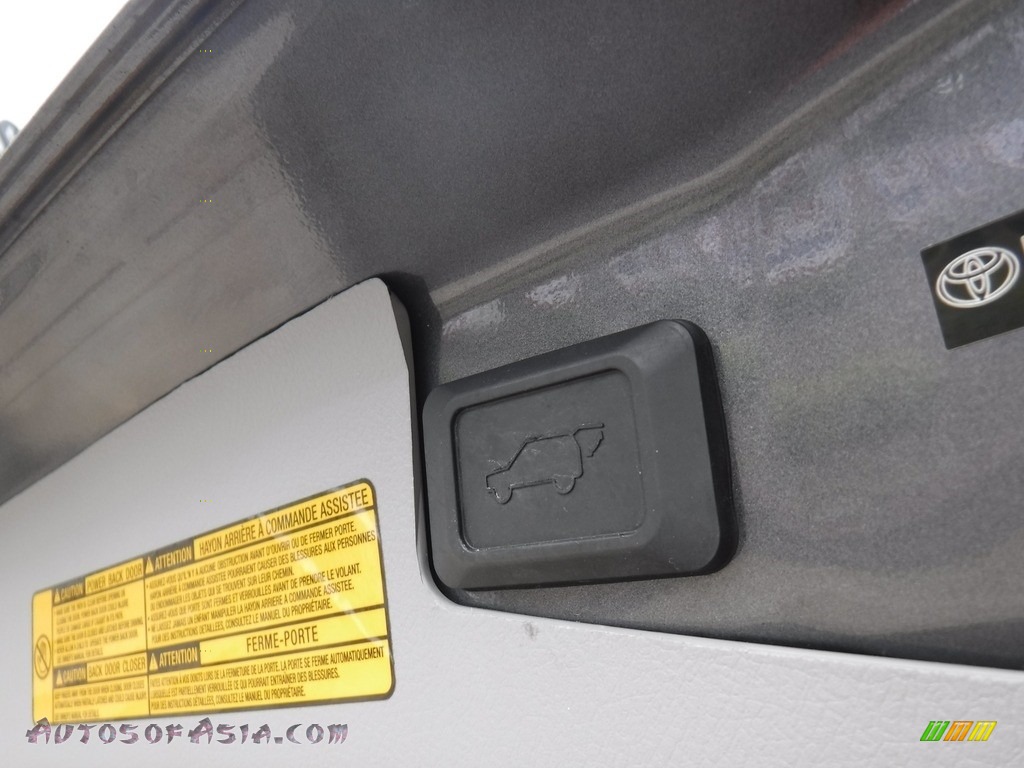 2011 Highlander Limited 4WD - Magnetic Gray Metallic / Ash photo #30