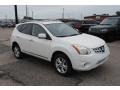 Nissan Rogue SV Pearl White photo #7