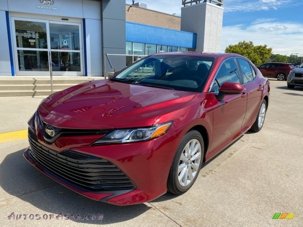 2018 Camry LE - Ruby Flare Pearl / Black photo #1