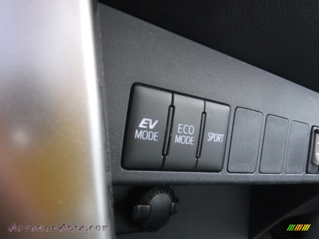 2017 RAV4 XLE AWD Hybrid - Magnetic Gray Metallic / Ash photo #5