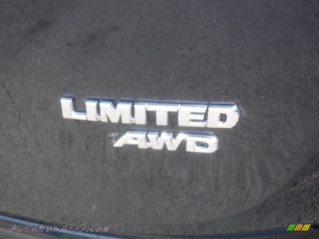 2018 RAV4 Limited AWD - Galactic Aqua Mica / Black photo #16