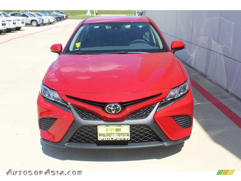 2020 Camry SE - Supersonic Red / Black photo #3