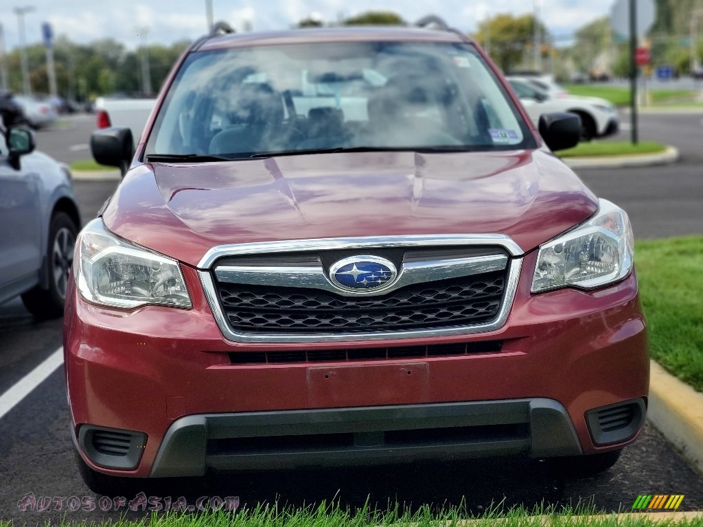 2015 Forester 2.5i - Venetian Red Pearl / Gray photo #2