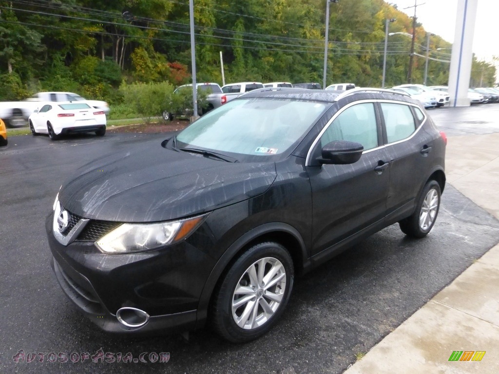 2017 Rogue Sport SV AWD - Magnetic Black / Charcoal photo #7