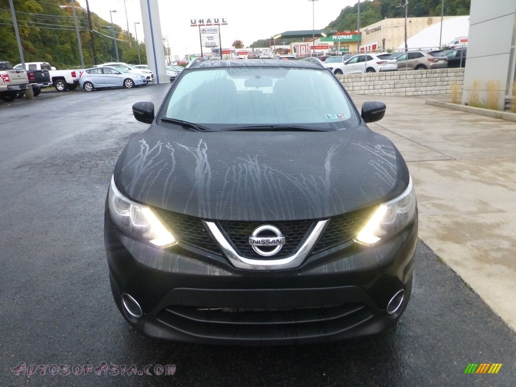 2017 Rogue Sport SV AWD - Magnetic Black / Charcoal photo #8