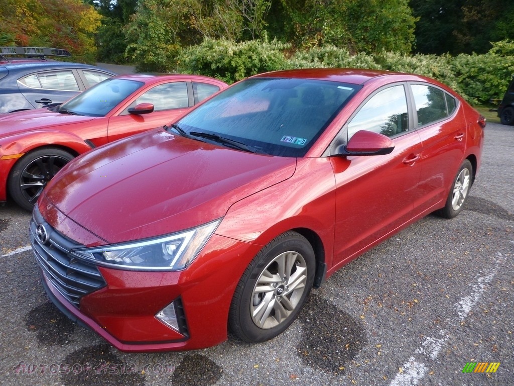 Scarlet Red Pearl / Gray Hyundai Elantra SEL