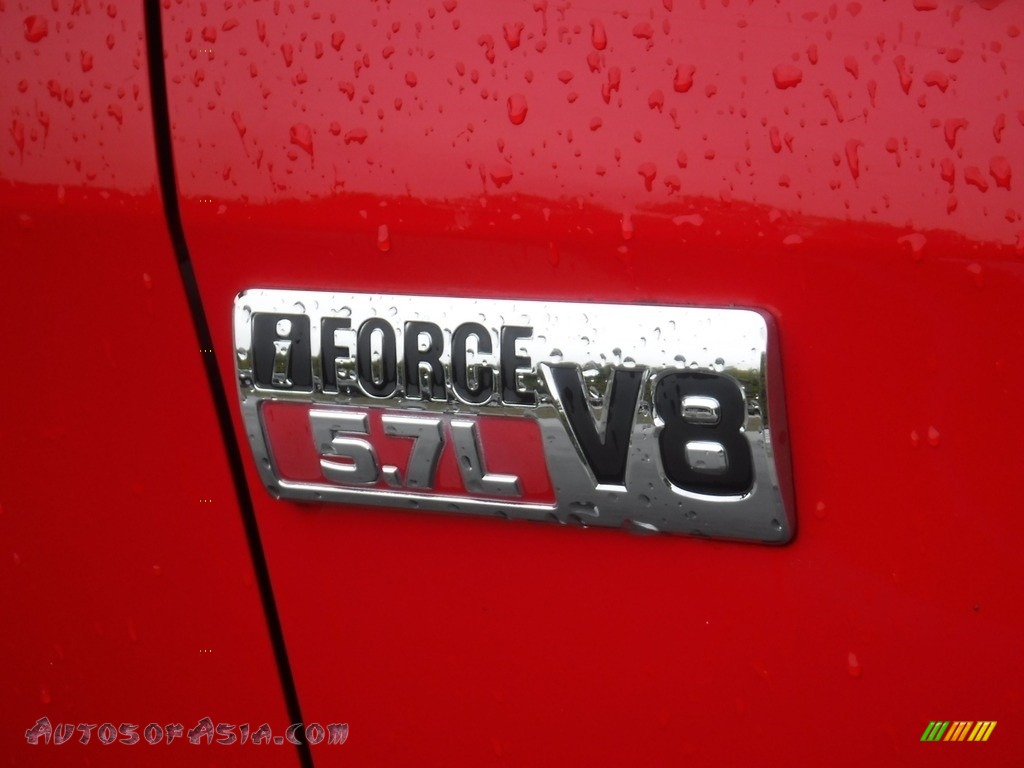 2008 Tundra SR5 Double Cab 4x4 - Radiant Red / Graphite Gray photo #9