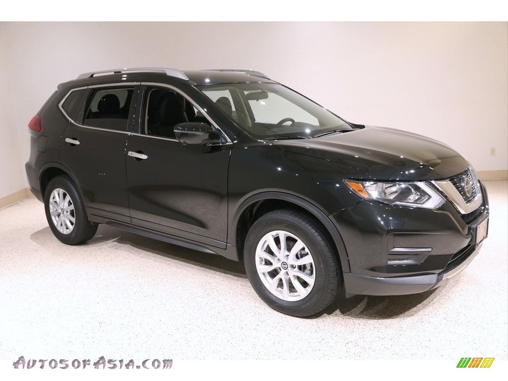 2018 Rogue SV AWD - Magnetic Black / Charcoal photo #1