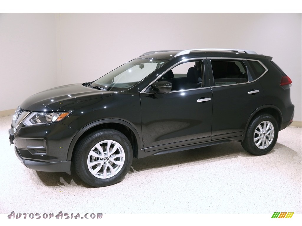 2018 Rogue SV AWD - Magnetic Black / Charcoal photo #3